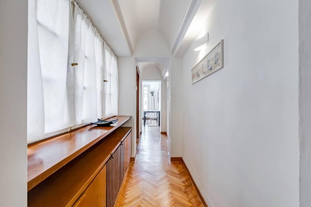 Luminous Apartment Few Steps From Piazza Navona ภายนอก รูปภาพ