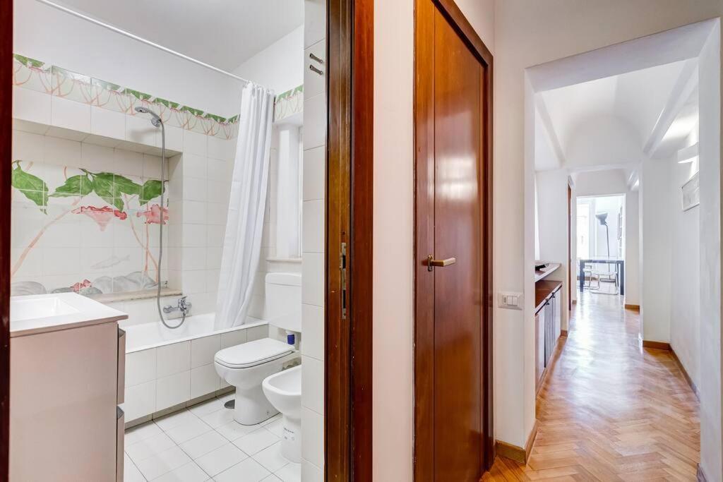 Luminous Apartment Few Steps From Piazza Navona ภายนอก รูปภาพ