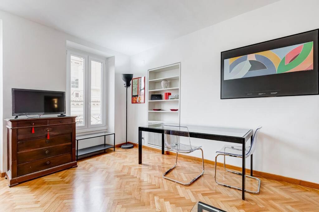 Luminous Apartment Few Steps From Piazza Navona ภายนอก รูปภาพ